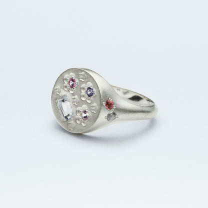 Flower Signet Ring / Silver925 / Pink