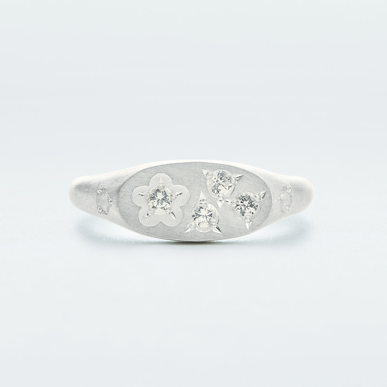 Flower Signet Ring Mini / Silver925 / White