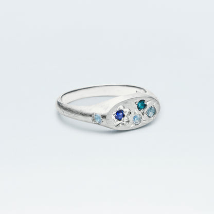 〈Holiday 2026 Limited Edition〉 Flower Signet Ring Mini / Silver925 / Winter Blue