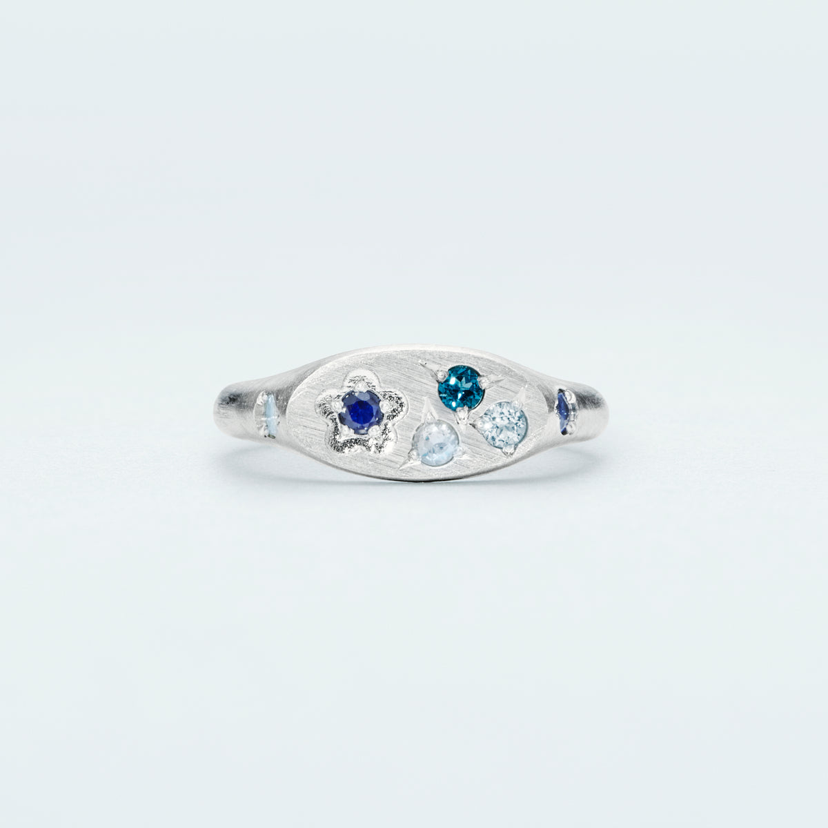 〈Holiday 2026 Limited Edition〉 Flower Signet Ring Mini / Silver925 / Winter Blue